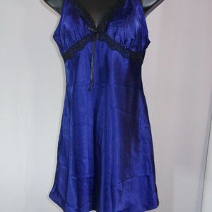 Sexy Royal Blue Liquid Satin Black Lace Chemise Nightgown NWOT Size S